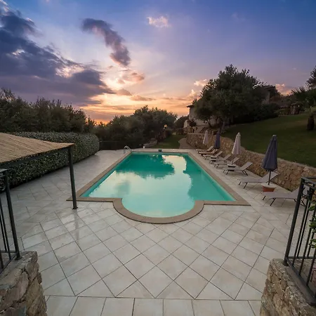 Country Domos Tramentu Bed and breakfast Ozieri