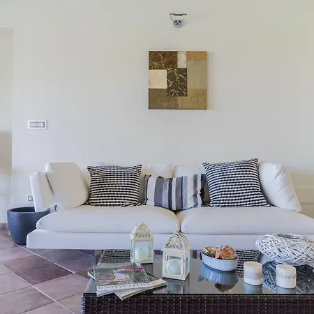 Bed and breakfast Country Domos Tramentu 4*