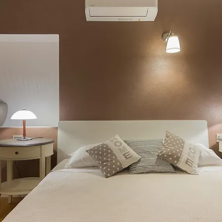 Bed and breakfast Country Domos Tramentu 4*