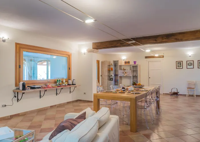 Country Domos Tramentu Oda ve Kahvaltı 4*